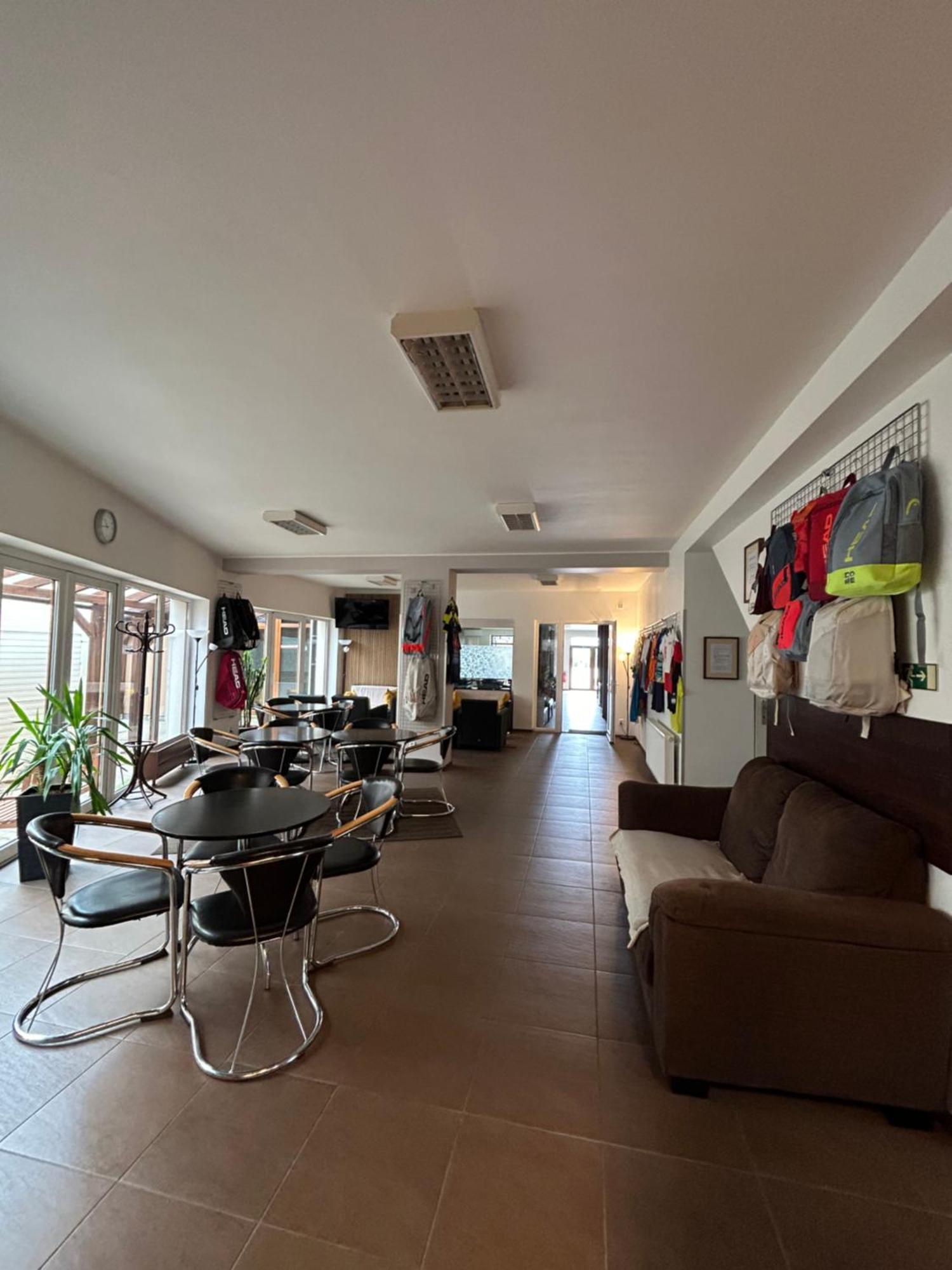 Motel R10 Mladá Boleslav Zewnętrze zdjęcie